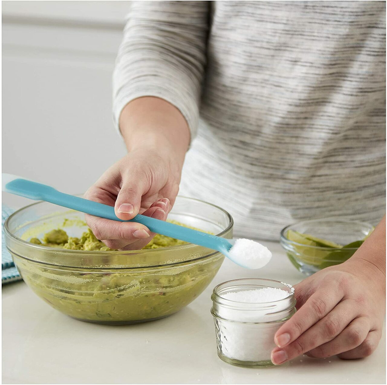 Wilton 2pc Scrape and Measure Spatula Set