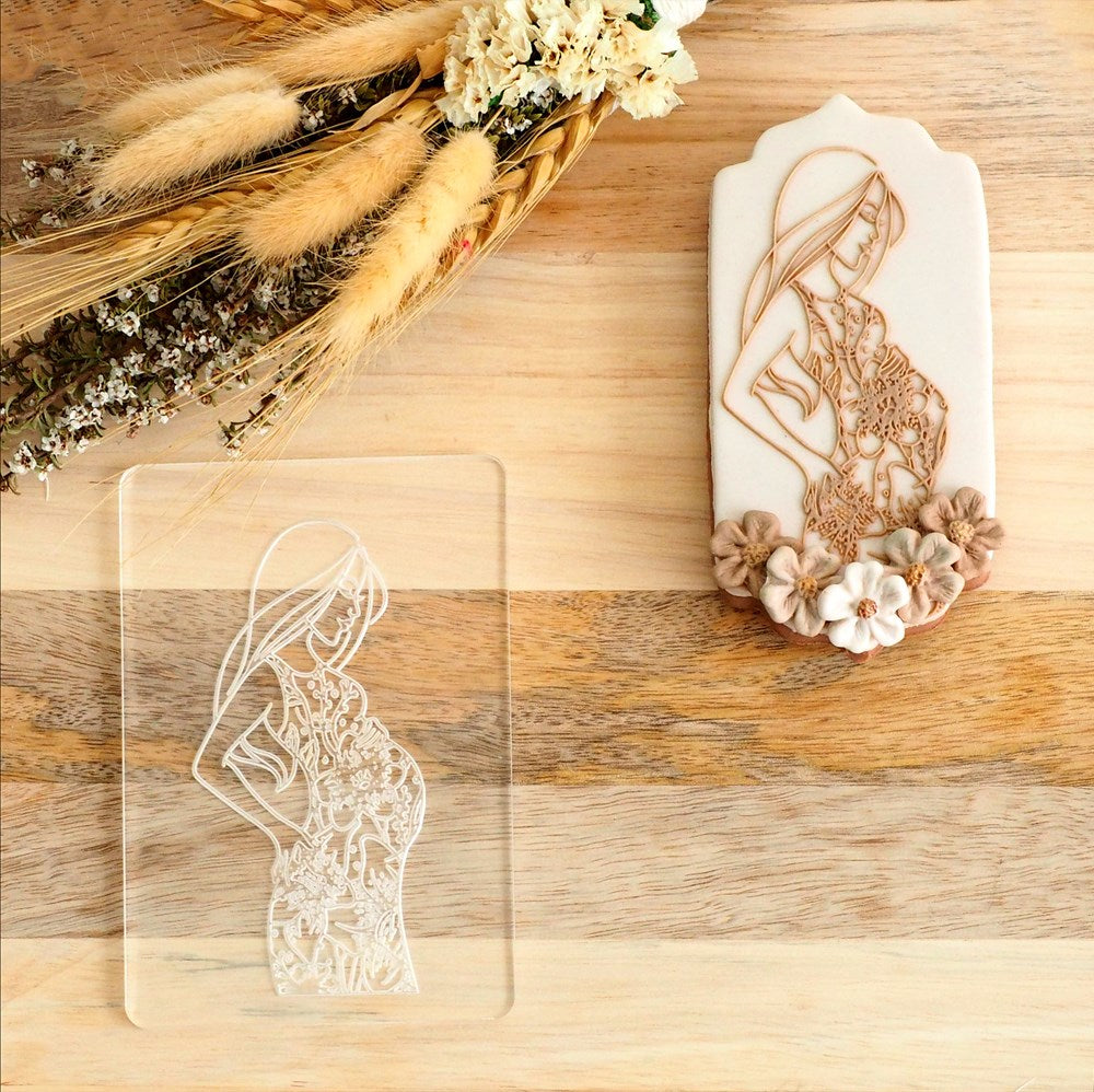 Element - Pregnant Lady Standing Raise It Up / Deboss Cookie Stamp