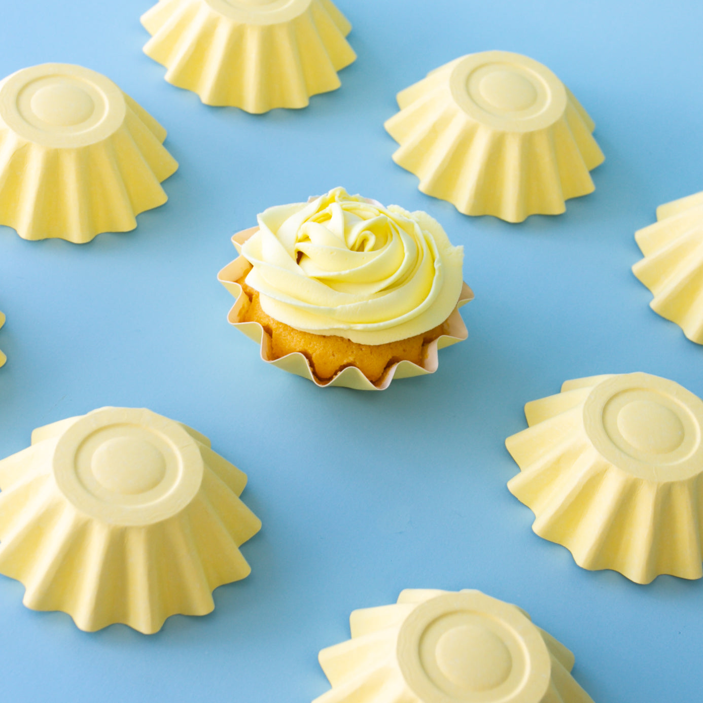 PASTEL YELLOW Bloom Baking Cups (24 pack)