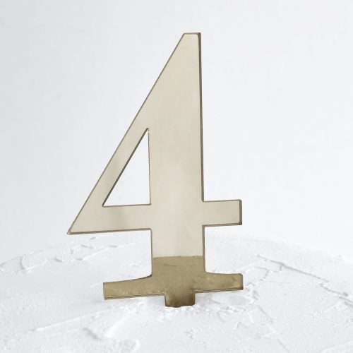 Number 4 Cake Badge Gold - Sandra Dillon