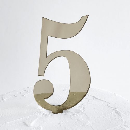 Number 5 Cake Badge Gold - Sandra Dillon